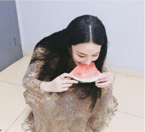 qq吃瓜裙被骗,揭秘网络诈骗背后的真相